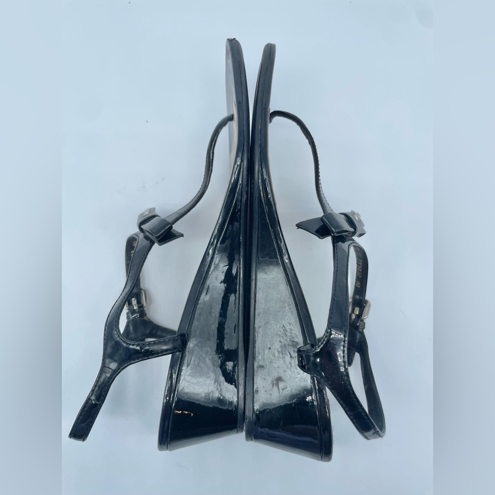 Prada Black Patent leather bow tie logo low heel wedge EU 40
Never worn. - Picture 11 of 12